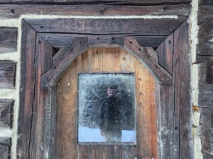 Fotografia związana z aktualnością „Zimowy wschód słońca na Magurkach”.